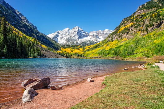Maroon Bells and Lake in Fall Wall Mural