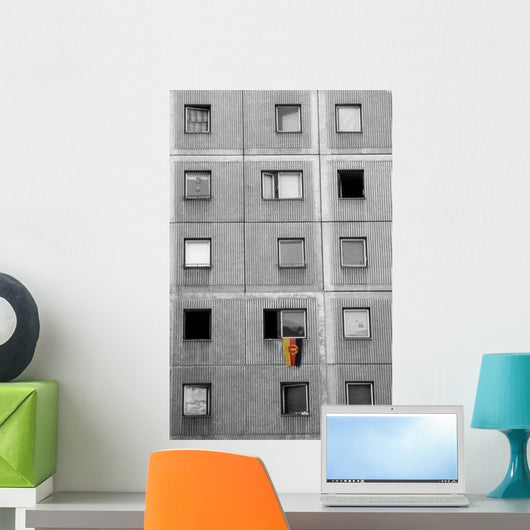 Ddr im Zentrum Von Wall Decal