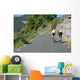 Dos Ciclistas Subiendo Un Wall Decal