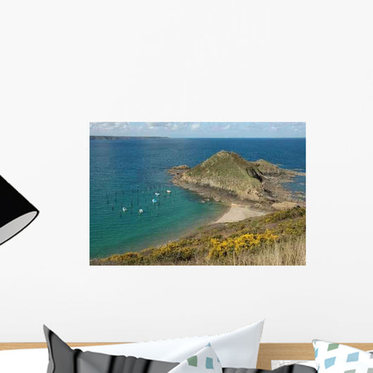 Gwin Zegal2 Wall Decal