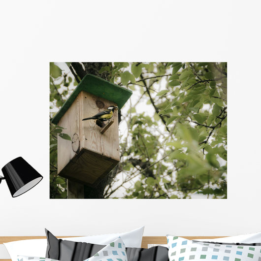 Birdhouse with bird Wall Mural