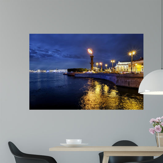 Rostral Columns Lit Illumination
