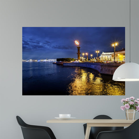 Rostral Columns Lit Illumination
