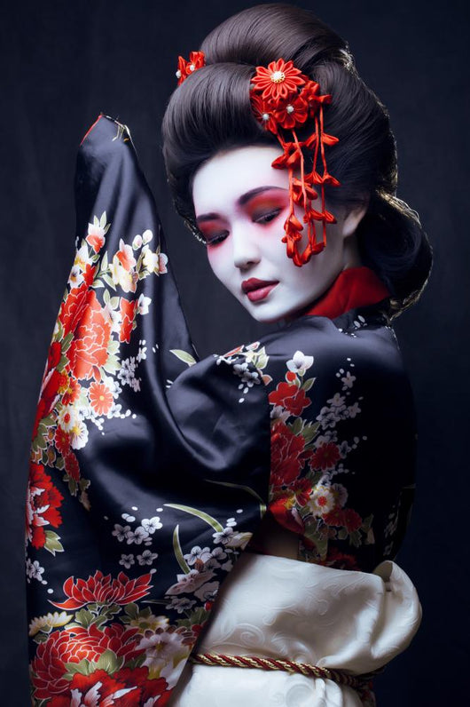 Young Pretty Geisha Kimono