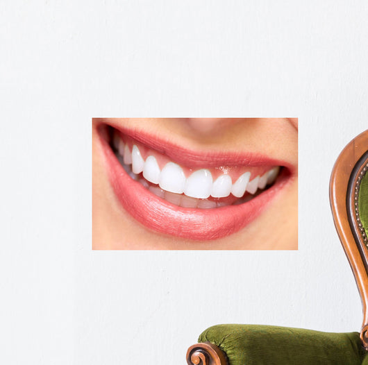 Smile. Wall Mural