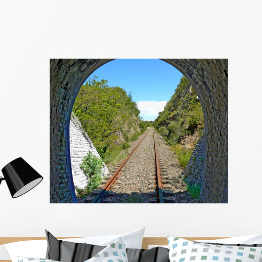 Le Bout Du Tunnel Wall Mural