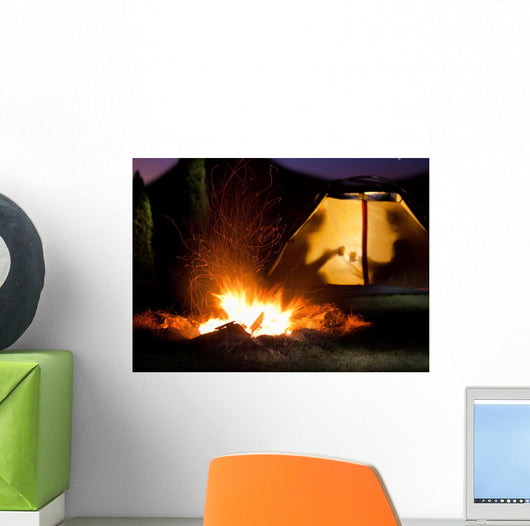 Night camping in the mountains. Wall Mural