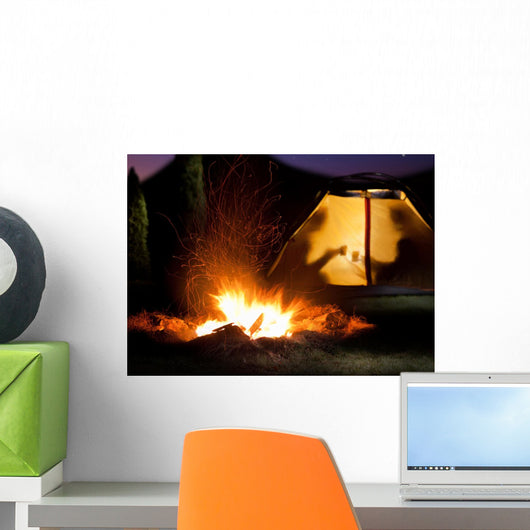 Night camping in the mountains. Wall Mural