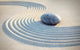 Stein und Linien im Sand Wall Mural
