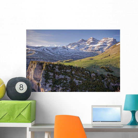 Parque nacional de Ordesa y monte perdido Wall Mural