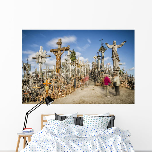 Berg der Kreuze Wall Decal