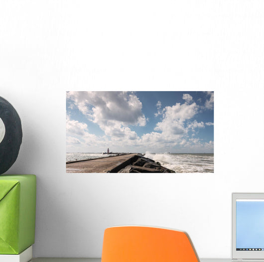 Wolkenlucht boven de pier van IJmuiden Wall Decal