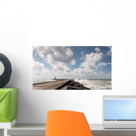 Wolkenlucht boven de pier van IJmuiden Wall Decal