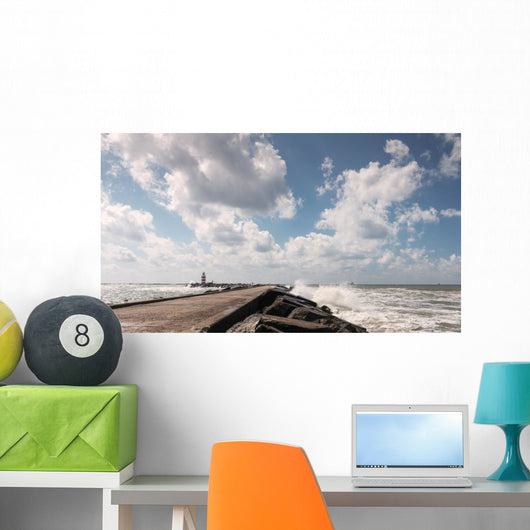 Wolkenlucht boven de pier van IJmuiden Wall Decal