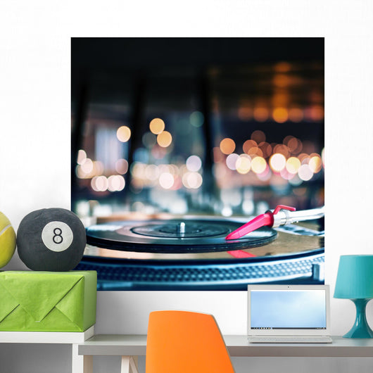 Playing vinyl Wall Decal