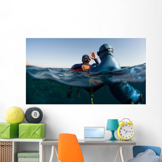 Free Divers Wall Decal