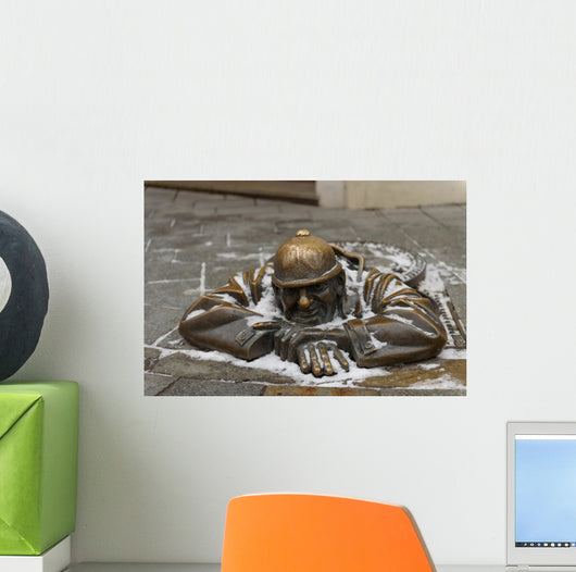 Cumil Wall Decal