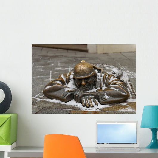Cumil Wall Decal