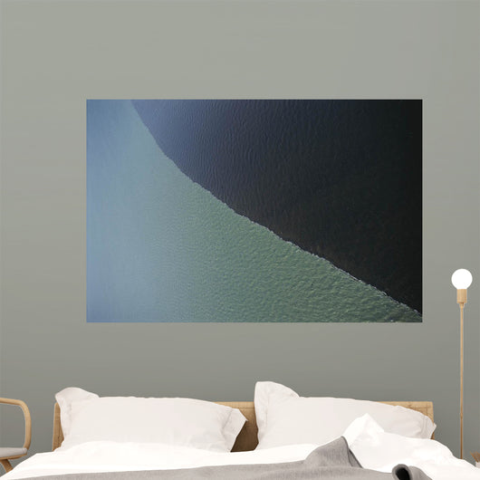  waters of Jardine Gulf contrast dramatically  Wall Mural