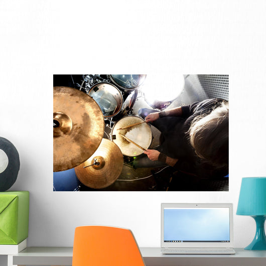 Hombre tocando la bater&atilde;­a.Fondo de m&uacute;sica Wall Decal