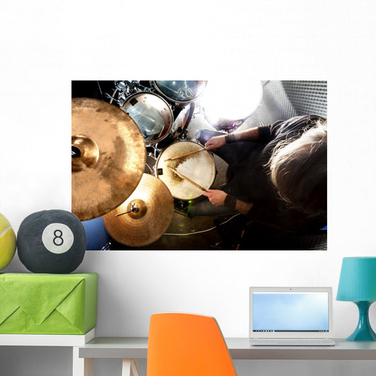 Hombre tocando la bater&atilde;­a.Fondo de m&uacute;sica Wall Decal