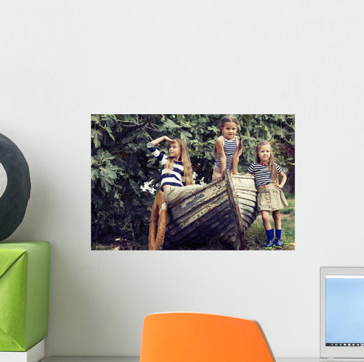 Kids playing Wall Decal