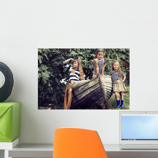 Kids playing Wall Decal