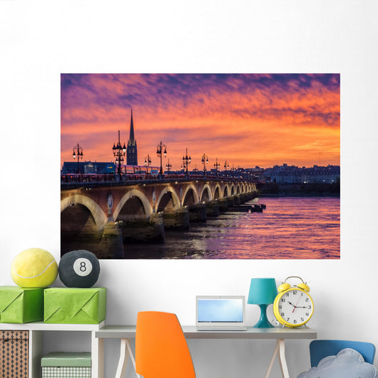Coucher de soleil sur Bordeaux Wall Decal