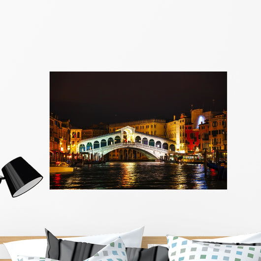Rialto Bridge (Ponte Di Rialto) in Venice, Italy Wall Decal