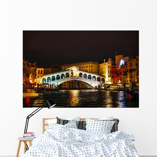 Rialto Bridge (Ponte Di Rialto) in Venice, Italy Wall Decal