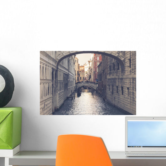 Ponte dei sospiri con gondola, Venezia Wall Decal