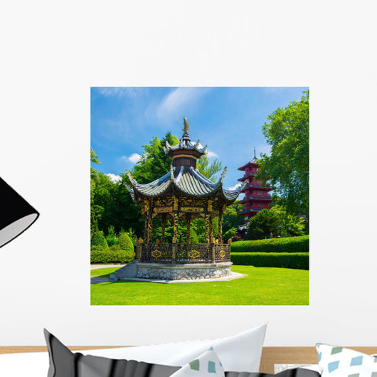 Pavillon chinois et tour japonaise &atilde;  Bruxelles Wall Decal