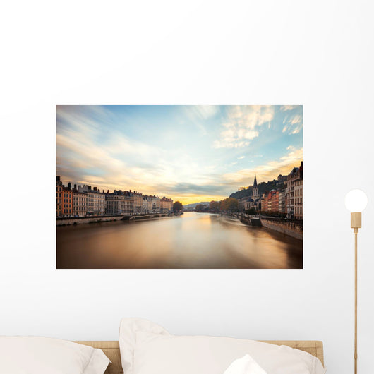 Ville de Lyon quais de sa&ocirc;ne Wall Decal
