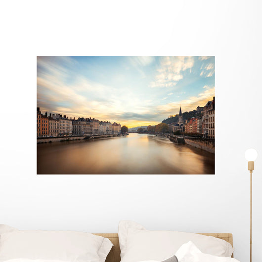 Ville de Lyon quais de sa&ocirc;ne Wall Decal