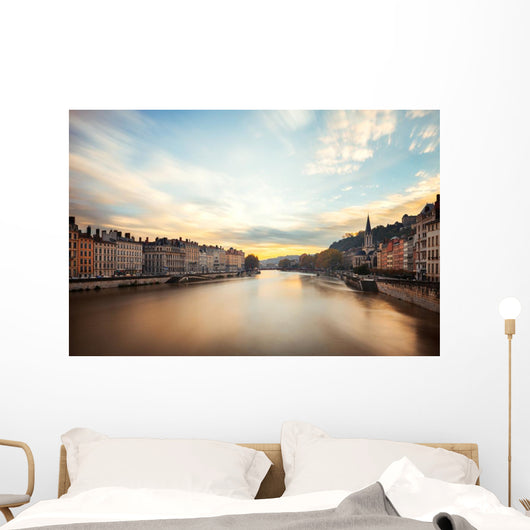 Ville de Lyon quais de sa&ocirc;ne Wall Decal