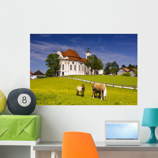 Wieskirche in Bayern mit Haflinger Wall Mural