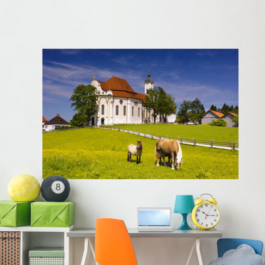Wieskirche in Bayern mit Haflinger Wall Mural