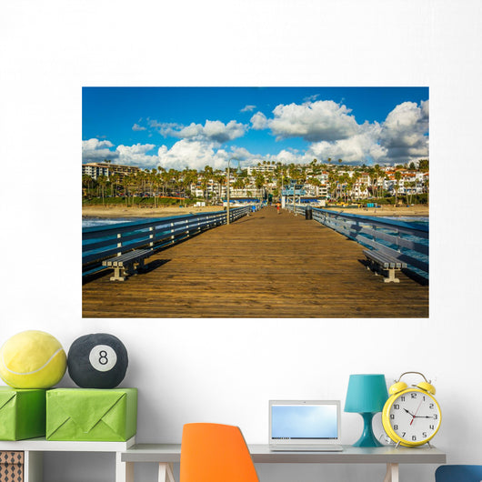 The fishing pier in San Clemente, California. Wall Mural
