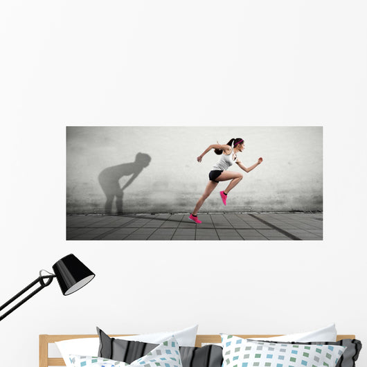 Junge Frau H&auml;gt Ihren Schatten Ab Wall Decal
