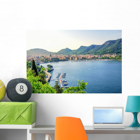 Como Am Comer See Wall Decal