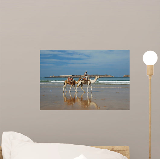 Dromadaires Sur La Plage Wall Decal