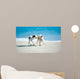 Spielende Hunde Am Strand Wall Decal
