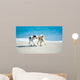 Spielende Hunde Am Strand Wall Decal