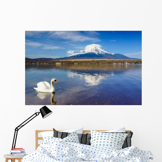 White Swan with Mount Wall Decal