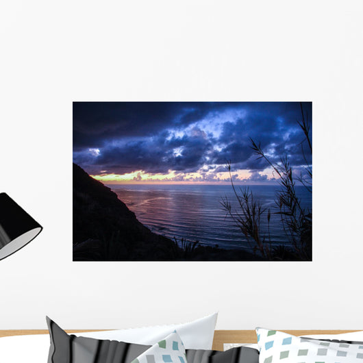 Blaue Abendwolken Ber Dem Wall Decal