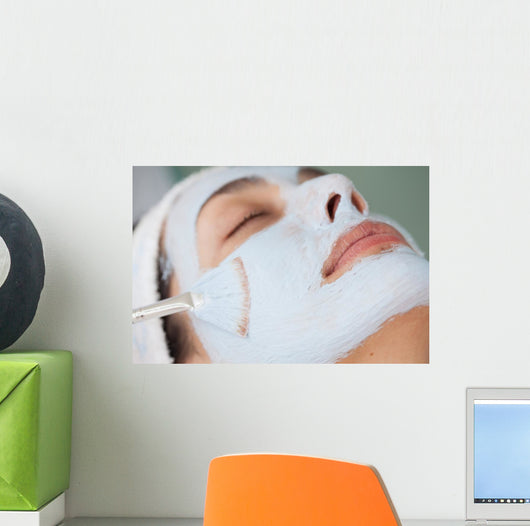 Aplicacion Mascarilla Facial Wall Decal