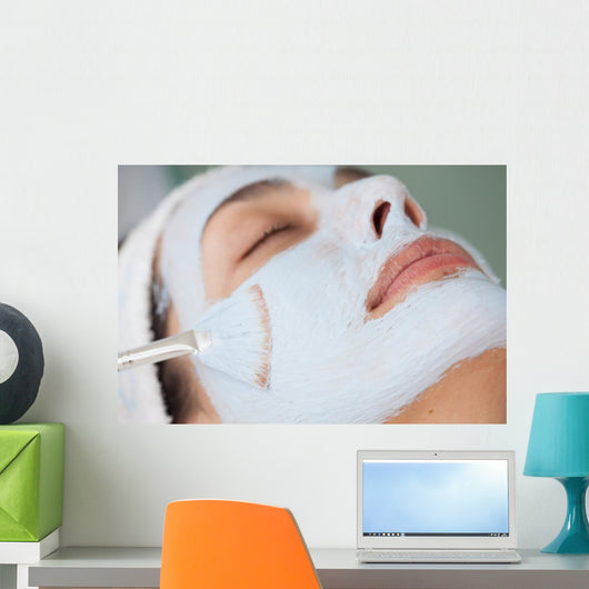 Aplicacion Mascarilla Facial Wall Decal