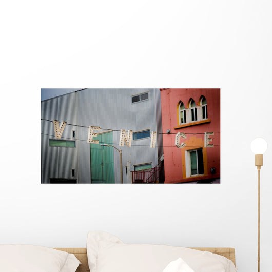 Sign Entrance to Venice Wall Decal