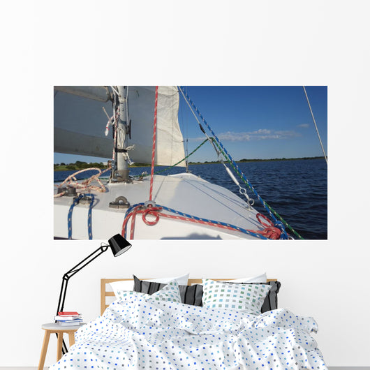 Sailboat Nose 09184 Wall Decal
