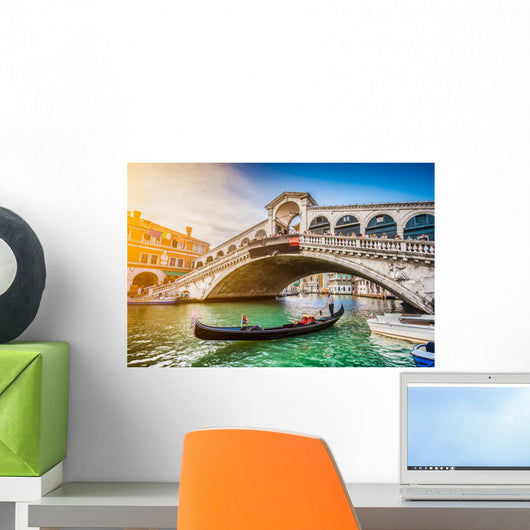 Gondola with Rialto Bridge Wall Decal